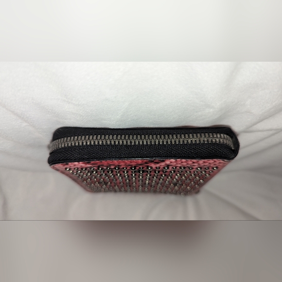 MCM Armour Visetos Studded Python Print Zip Around Small Wallet Red Black VGUC - Picture 6 of 11